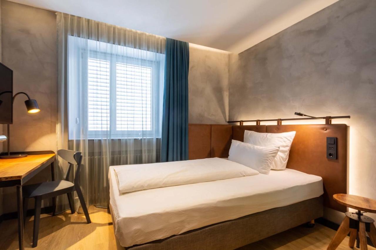Unsoeld's Factory Hotel