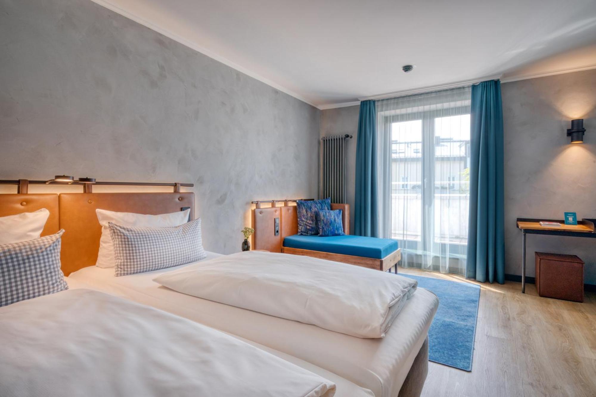 Unsoeld's Factory Hotel